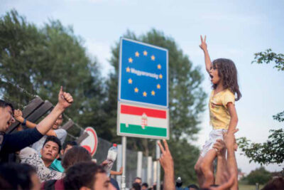 15-9-2015, Serbia. Refugees protest at the Serbia-Hungary border. (Photo UNHCR Igor Pavicevic)